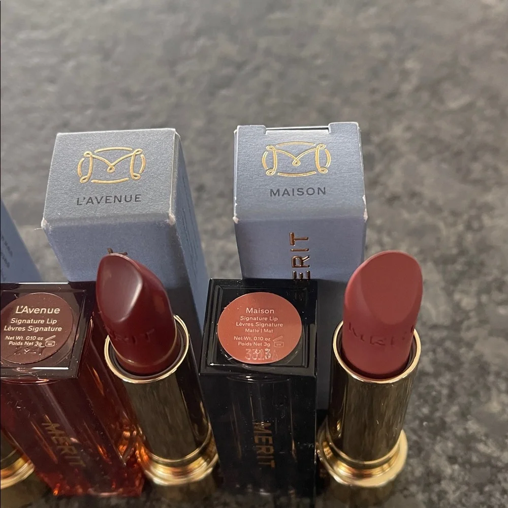Merit Signature Lip Lightweight Matte Finish choose from 6 shades